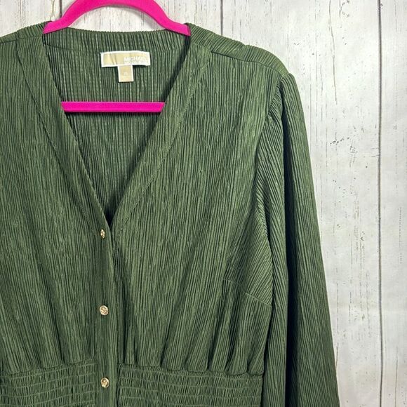 MICHAEL Michael Kors V Neck Long Sleeve Pressed Smocked Waist Green Mini Dress - Picture 4 of 16